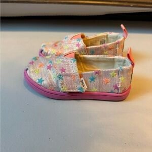 These are size 7 Toddler and still in great shape!